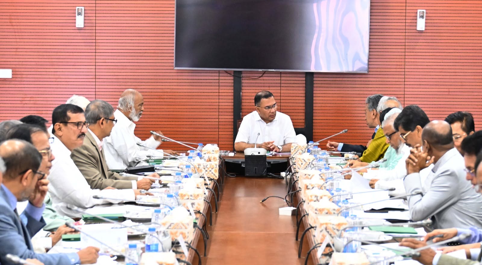 তারেক রহমানের সভাপতিত্বে মন্ত্রিপরিষদ সভা অনুষ্ঠিত