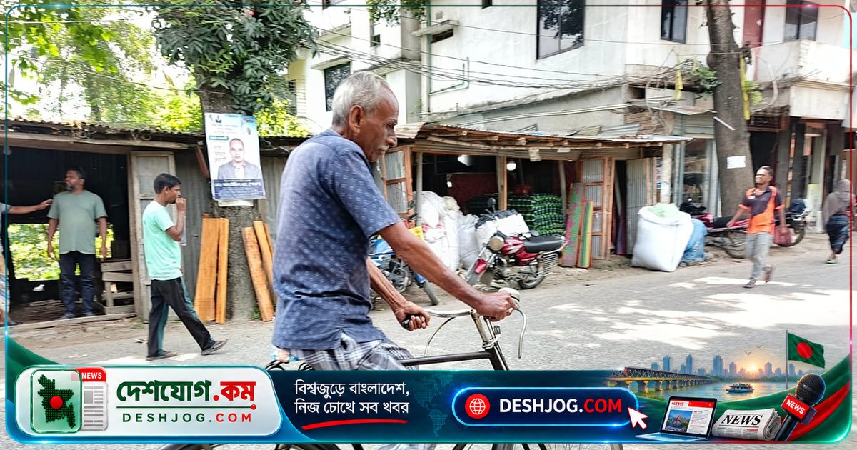 ৬০ বছর পরও সাইকেলের সঙ্গে: বীর মুক্তিযোদ্ধা সামাদ প্রামাণিকের অবিস্মরণীয় যাত্রা