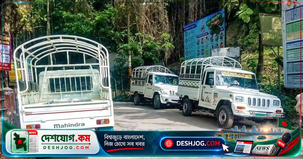বান্দরবান-থানচি সড়ক: জিপ-মাহেন্দ্র বন্ধে স্থানীয়দের চরম দুর্ভোগ, বাসচালকও প্রতিবাদে বাস চলাচল বন্ধ রাখছে