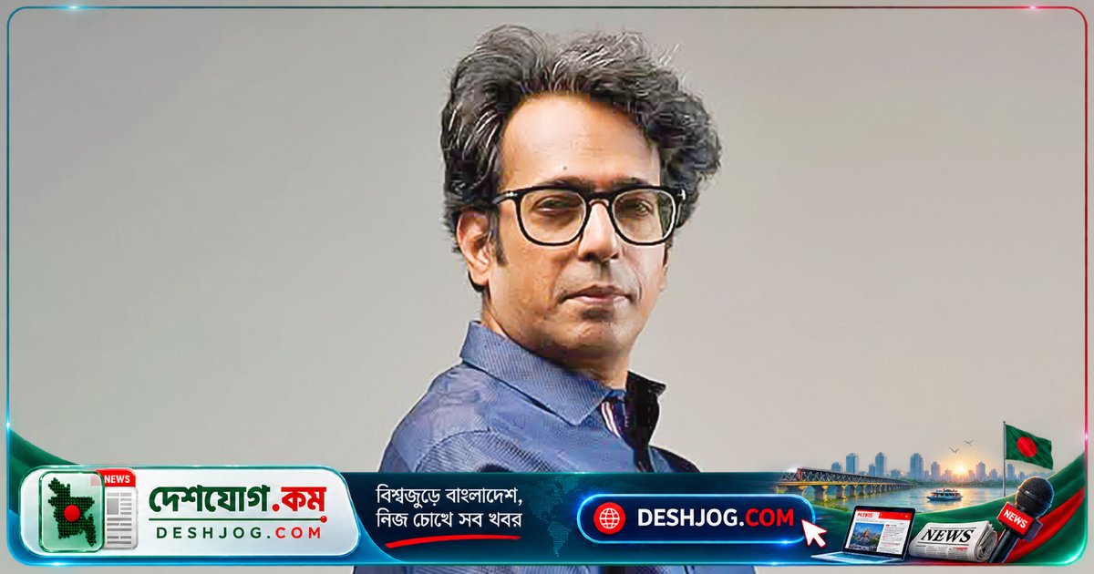 'মুনলিট মেলোডিজ'-এ একাকী গায়ক বাপ্পা মজুমদার ঢাকার কৃষিবিদ ইনস্টিটিউশনে গান গাওয়ার জন্য প্রস্তুত
