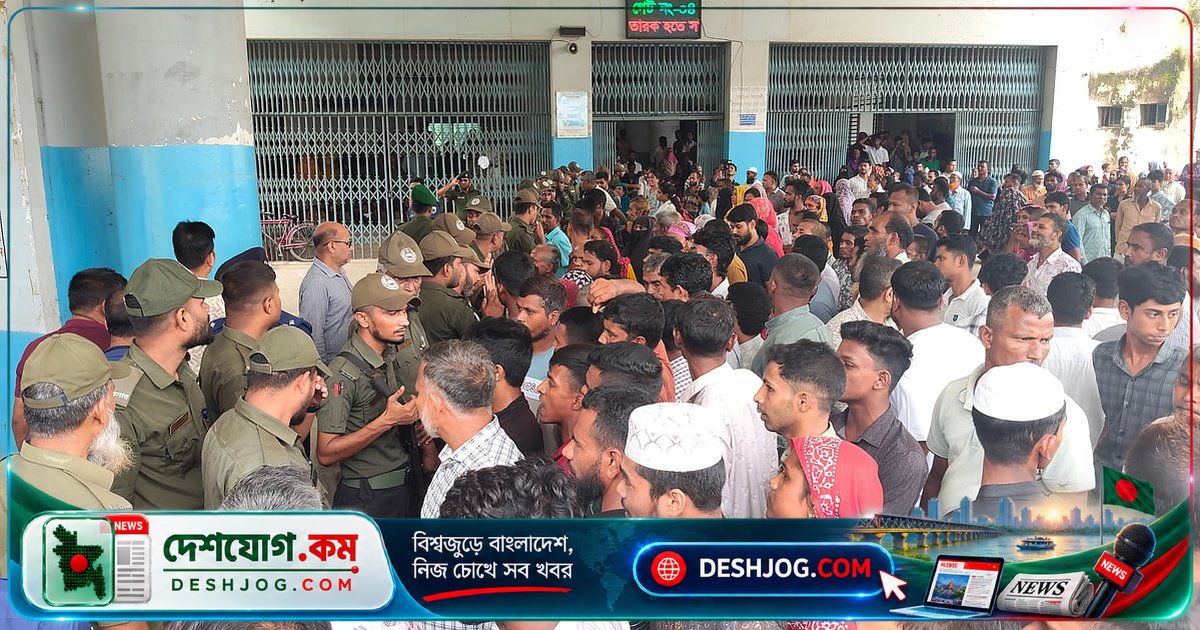 বগুড়া মেডিকেলে বহির্বিভাগ বন্ধ ঘোষণায় রোগী ও স্বজনদের তীব্র ক্ষোভ, কর্মবিরতি অব্যাহত রাখার ঘোষণা ইন্টার্ন চিকিৎসকদের