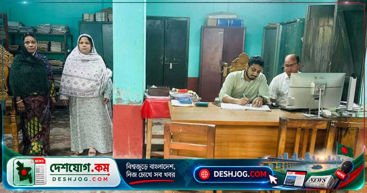 বরিশালে ভূমি কর্মকর্তা দুজনকে অনুপস্থিতির জন্য স্ট্যান্ড রিলিজ, বদলি আদেশে পাঠানো হয় নতুন অফিসে