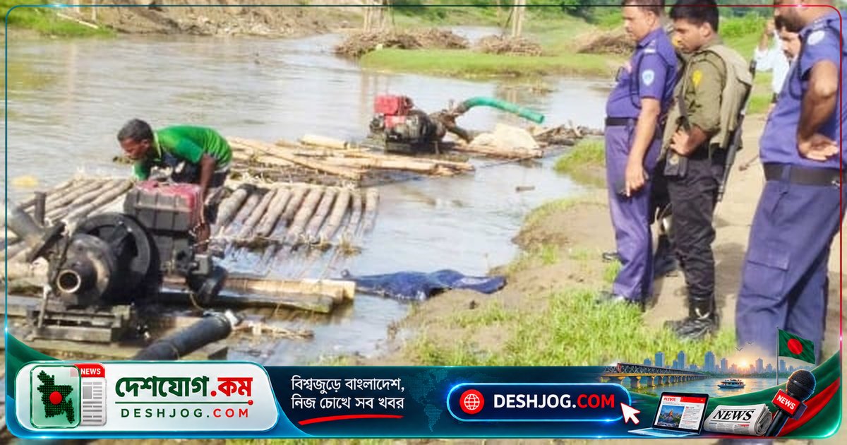 চট্টগ্রামের ফটিকছড়িতে অবৈধ বালু উত্তোলনকারী ৩টি ড্রেজার ধ্বংস, জব্দ ২০ হাজার ঘনফুট বালু