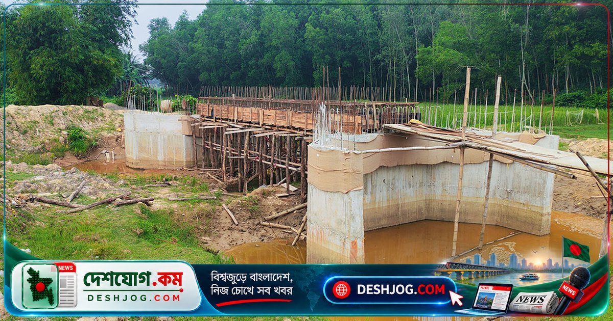 চট্টগ্রামের হারুয়ালছড়িতে নির্মাণাধীন সেতুতে মেয়াদ বাড়িয়েও কাজ শেষ হয়নি, বাসিন্দাদের ভোগান্তি দীর্ঘায়িত
