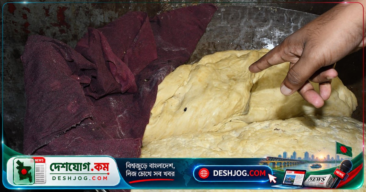 চট্টগ্রাম মেডিকেল হাসপাতালের ক্যানটিনে অস্বাস্থ্যকর খাবার: তেলাপোকা ও মাংসের সঙ্গে রান্না করা তরকারি