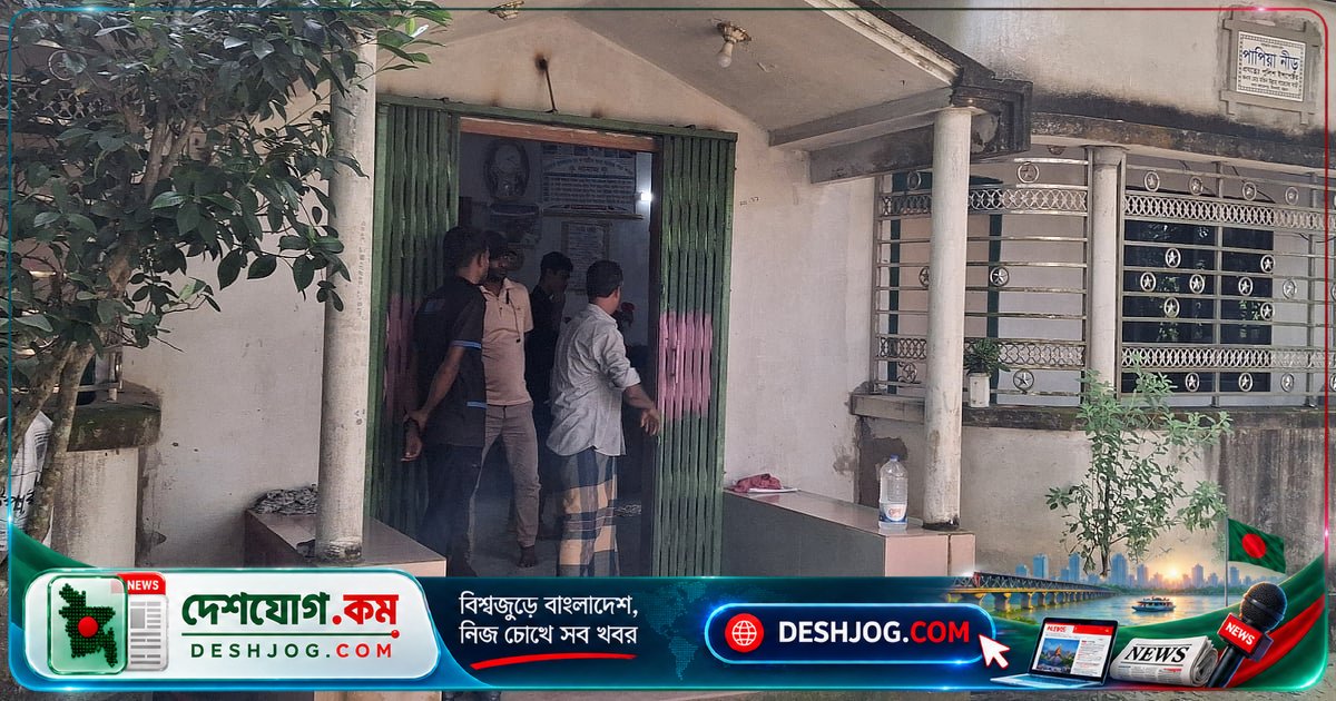চট্টগ্রামের অবসরপ্রাপ্ত পুলিশ কর্মকর্তাকে ডাকাতরা অপমান করলে বললেন: ‘বেঁধে রাখুন, কিন্তু অপমান করবেন না’