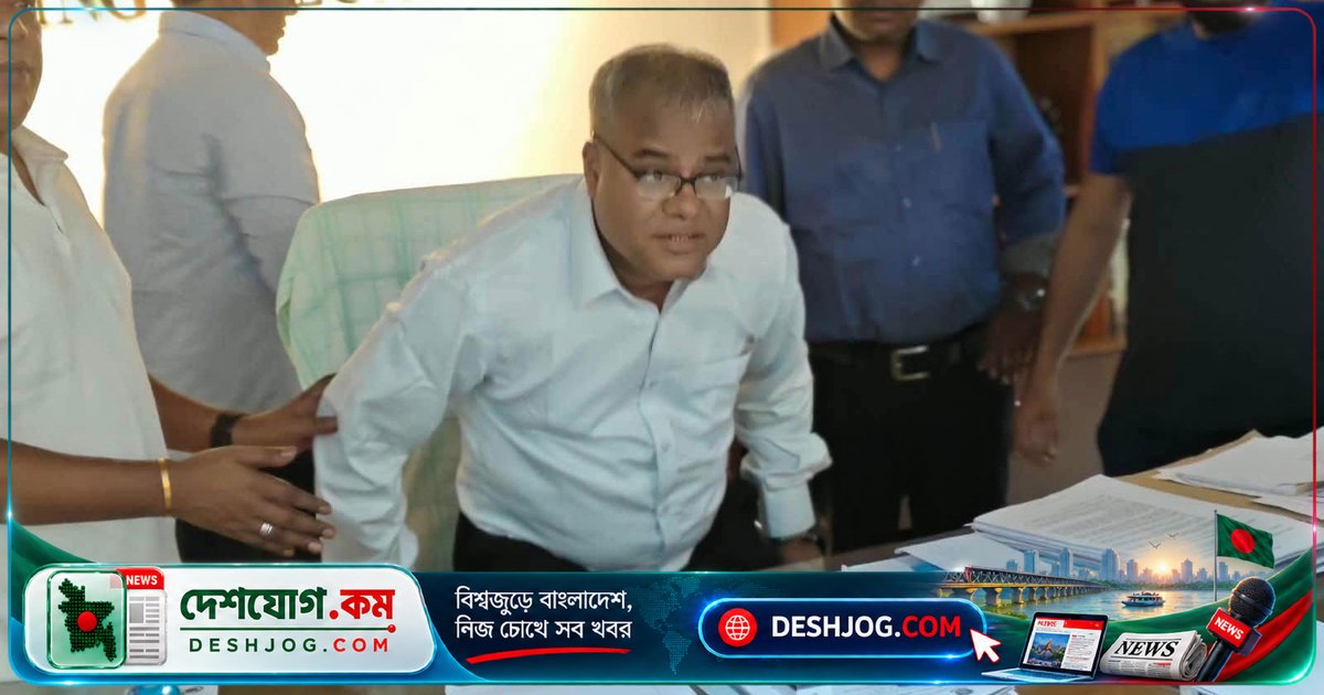 চুয়েটে শিক্ষার্থীরা উপাচার্যকে ভবন থেকে বের হতে বাধ্য করল, পানি-বিদ্যুৎ বিচ্ছিন্নের হুমকি দিল