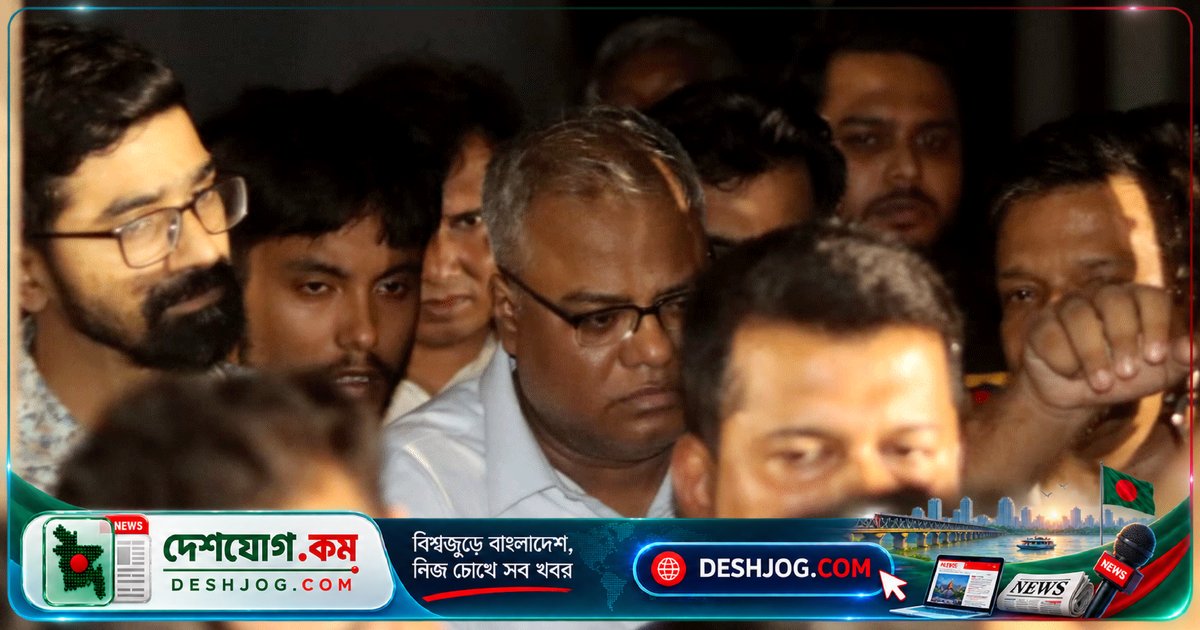 চুয়েট উপাচার্যকে ৩০ ঘণ্টার অবরোধ থেকে উদ্ধার: ক্যাম্পাসে ফিরবেন না, তাহলে বের হতে দেবো শিক্ষার্থীরা