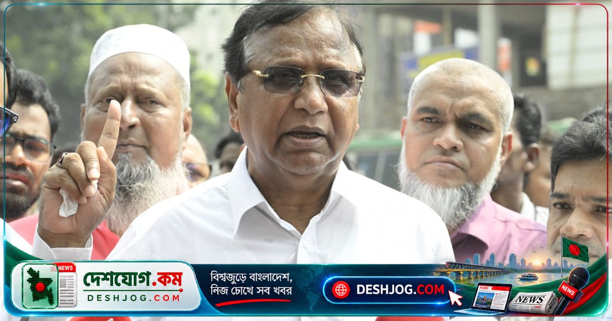 ঢাকার ফুটপাত দখলকারী হকারদের মালামাল জব্দ ও মামলা: ডিএসসিসি প্রশাসকের সতর্কবার্তা