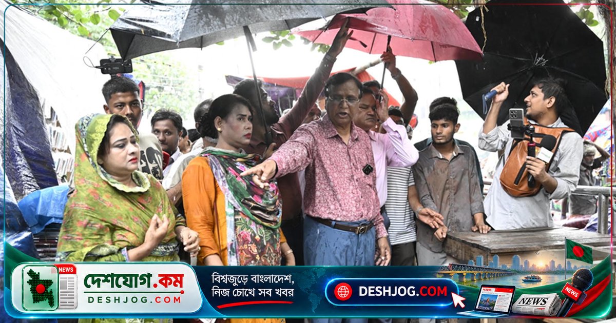 ঢাকার প্রধান সড়ক থেকে হকার দূরীকরণ: ডিএসসিসি’র সতর্কতা ও কার্যক্রম