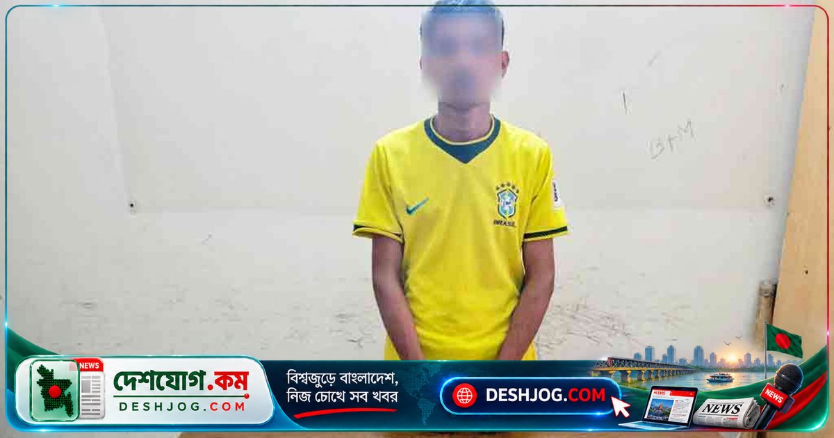 ধানমন্ডিতে ককটেল বিস্ফোরণে পালিয়ে যুবককে পুলিশ গ্রেপ্তার করে