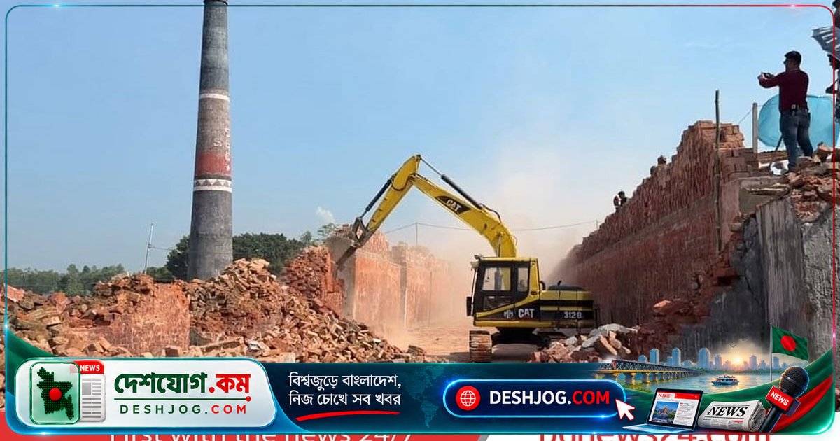 ধামরাই উপজেলায় অবৈধ কারখানা ও ইটভাটা বন্ধ, জরিমানা ও চুল্লি ধ্বংসের আদেশ