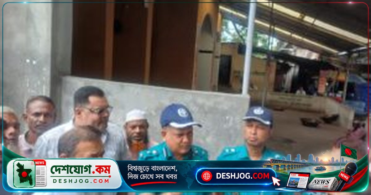 সায়েদাবাদ বাস টার্মিনালে আইন-শৃঙ্খলা নিশ্চিত করতে পরিদর্শন: ডিএমপির যুগ্ম পুলিশ কমিশনার ট্রাফিক-দক্ষিণের নির্দেশনা
