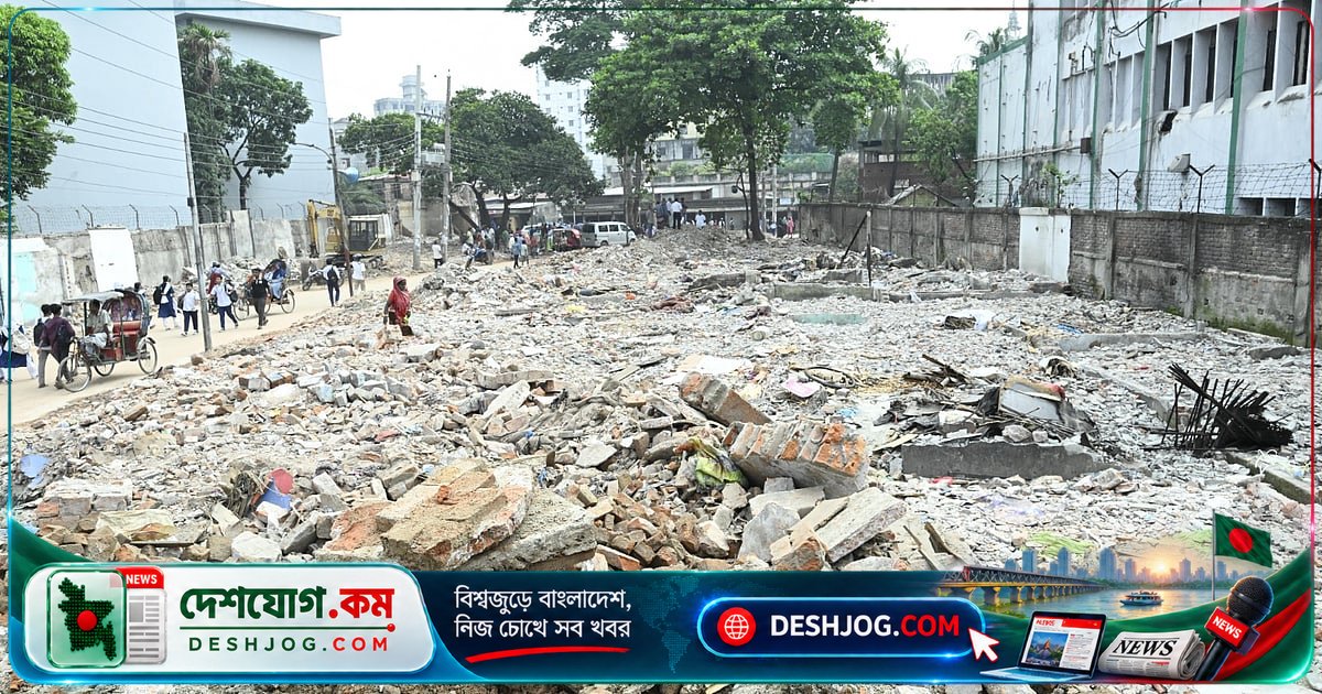 ফরিদাবাদে উদ্ধারকৃত সরকারি জায়গায় এক মাসে খেলার মাঠ ও কমিউনিটি সেন্টার নির্মাণ: ডিএসসিসি প্রশাসক আবদুস সালামের ঘোষণা