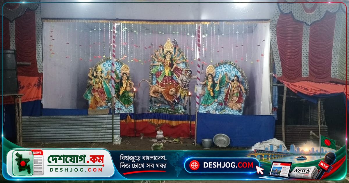 দুর্গোৎসবের আনন্দে মাথা ঘুরে মারা যান আরতি দেবার জন্য উঠে পড়া রংপুরের মহিলা