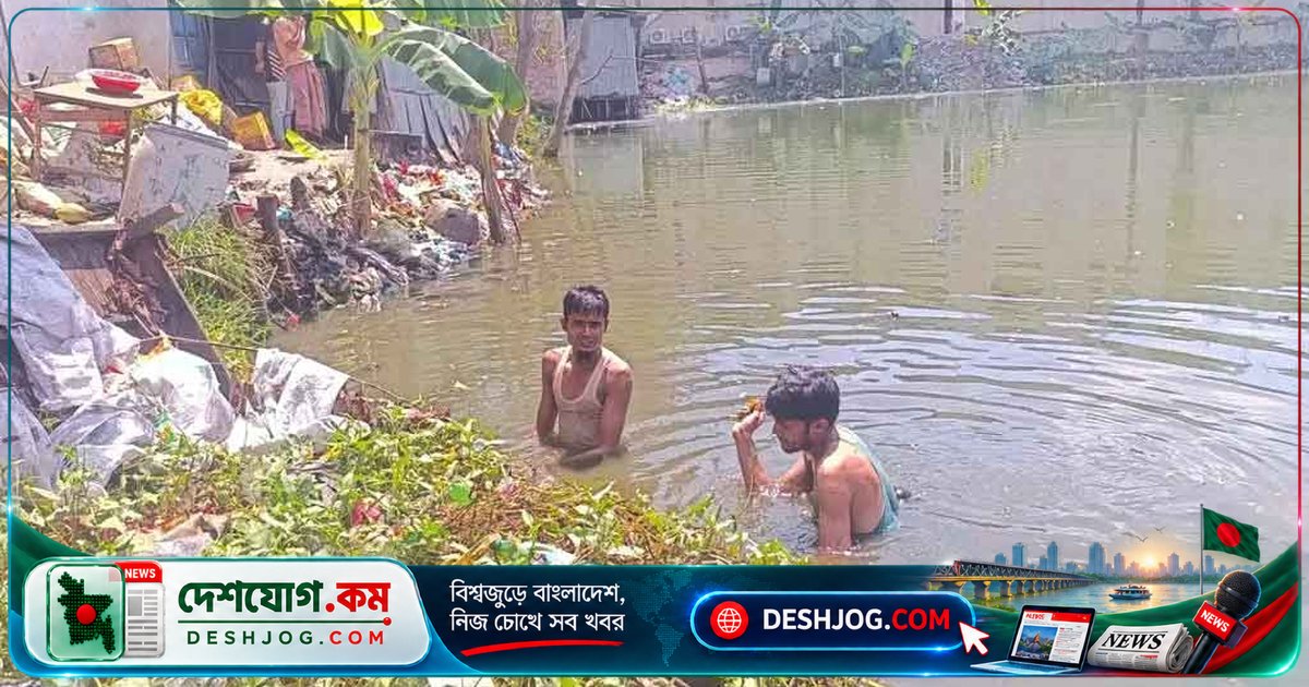 ফেনীর সোনাগাজীতে মাদকসেবী যুবকদের পুকুর পরিষ্কার করিয়ে দিলেন যুবদল নেতা