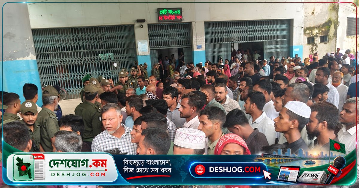 বগুড়ার মেডিকেল কলেজ হাসপাতালে ইন্টার্ন চিকিৎসকদের কর্মবিরতি প্রত্যাহার, ৪০ ঘণ্টার মাথায় ফিরলেন কর্মস্থলে