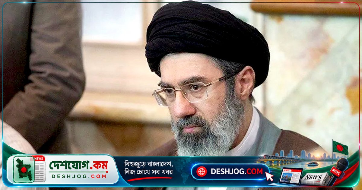 ইরানের সর্বোচ্চ নেতা: যুক্তরাষ্ট্র আরব সাগর থেকে দ্রুত বেরিয়ে যাবে