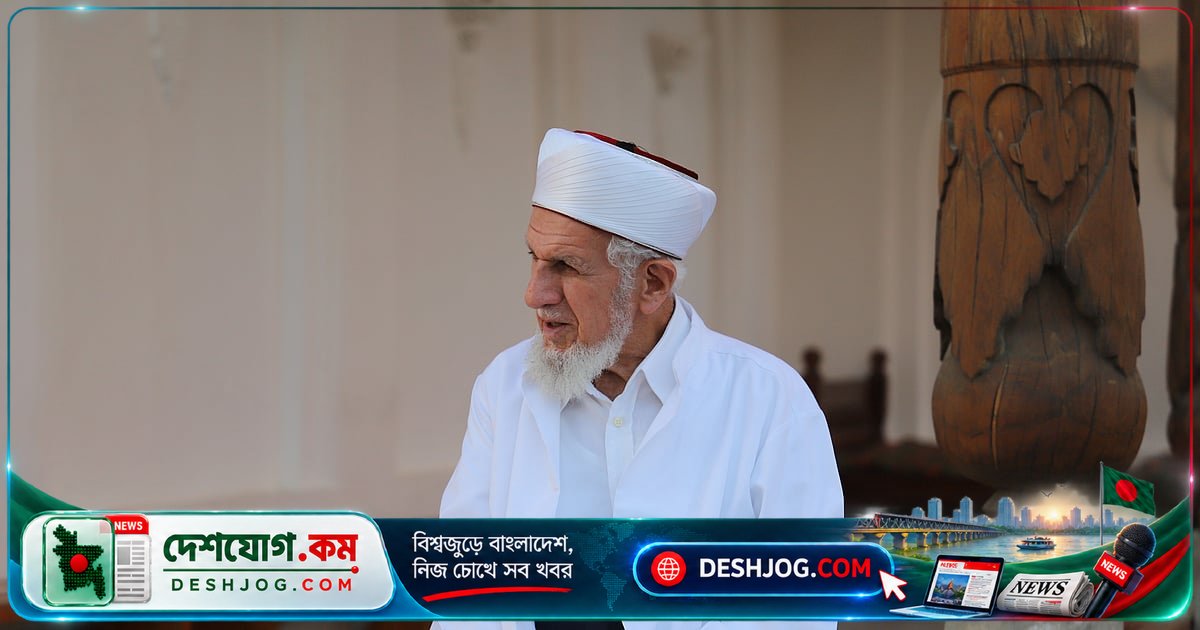 ইসলামে পাকা চুল রং করার বিধান: কালো খেজাবের সতর্কতা ও বৈধতা কী?