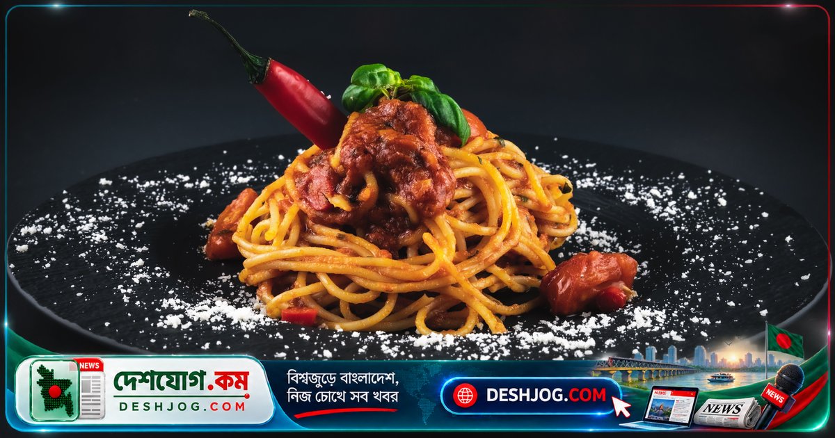 ইতালির রোমে পর্যটকদের আকর্ষণে বয়স্ক নারীদের পাস্তা বানানোর প্রদর্শনী: খাদ্য বিশেষজ্ঞদের তীব্র সমালোচনা