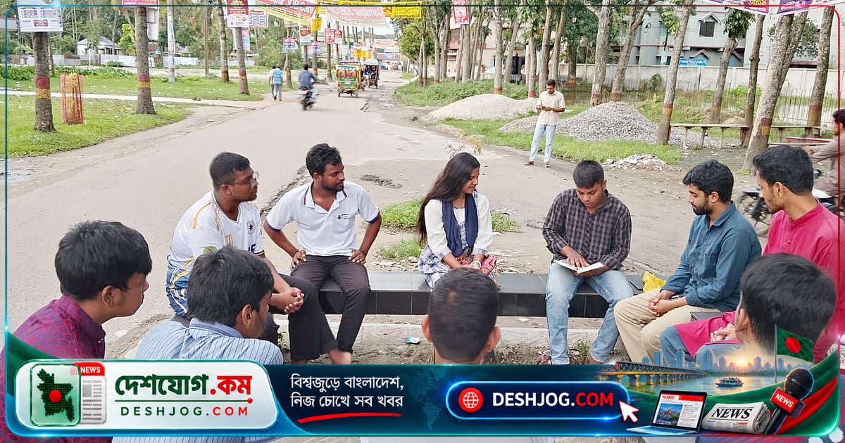'আরেক ফাল্গুন' উপন্যাসের মাধ্যমে ভাষা আন্দোলনের সাহসিকতার গল্প জামালপুরে আলোচিত