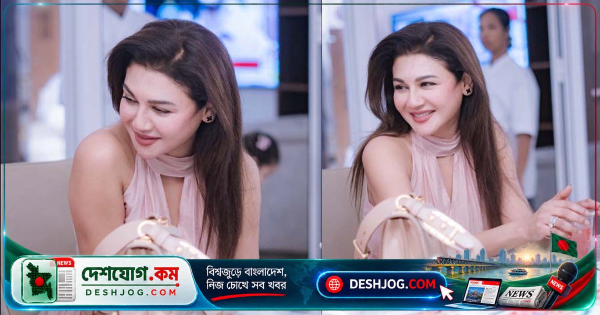 জয়া আহসান: বয়সকে হার মানলেও রূপের জাদু অবিচল, ভক্তদের মুগ্ধ করছেন নতুন মেজাজে