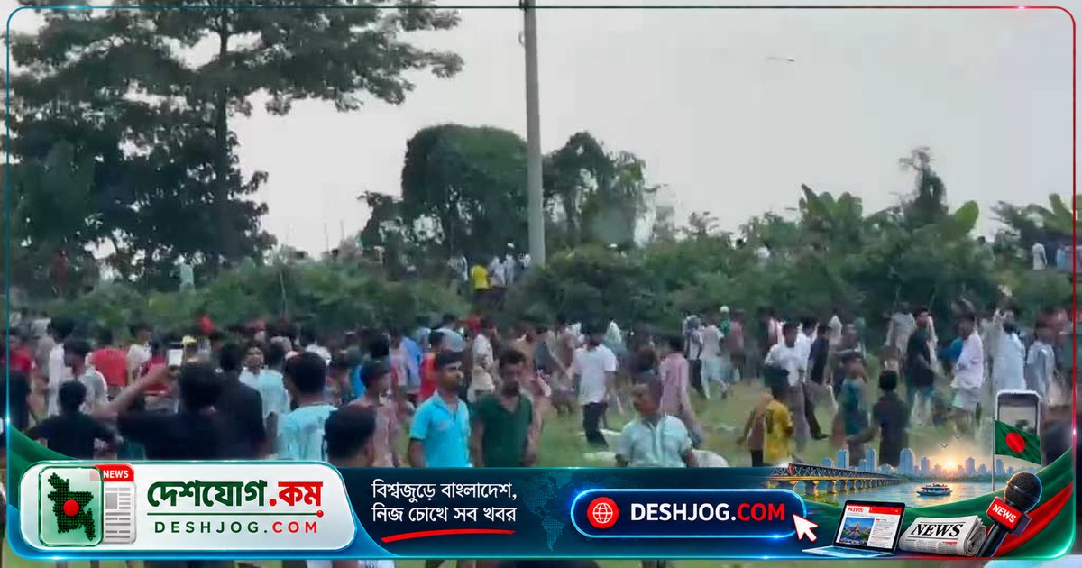 কিশোরগঞ্জের ভৈরবে ঝালমুড়ি বিক্রির জায়গা নিয়ে দুই গ্রামের লোকেরা লাঠিচার্জে ২০ জন আহত, চারজন আটক