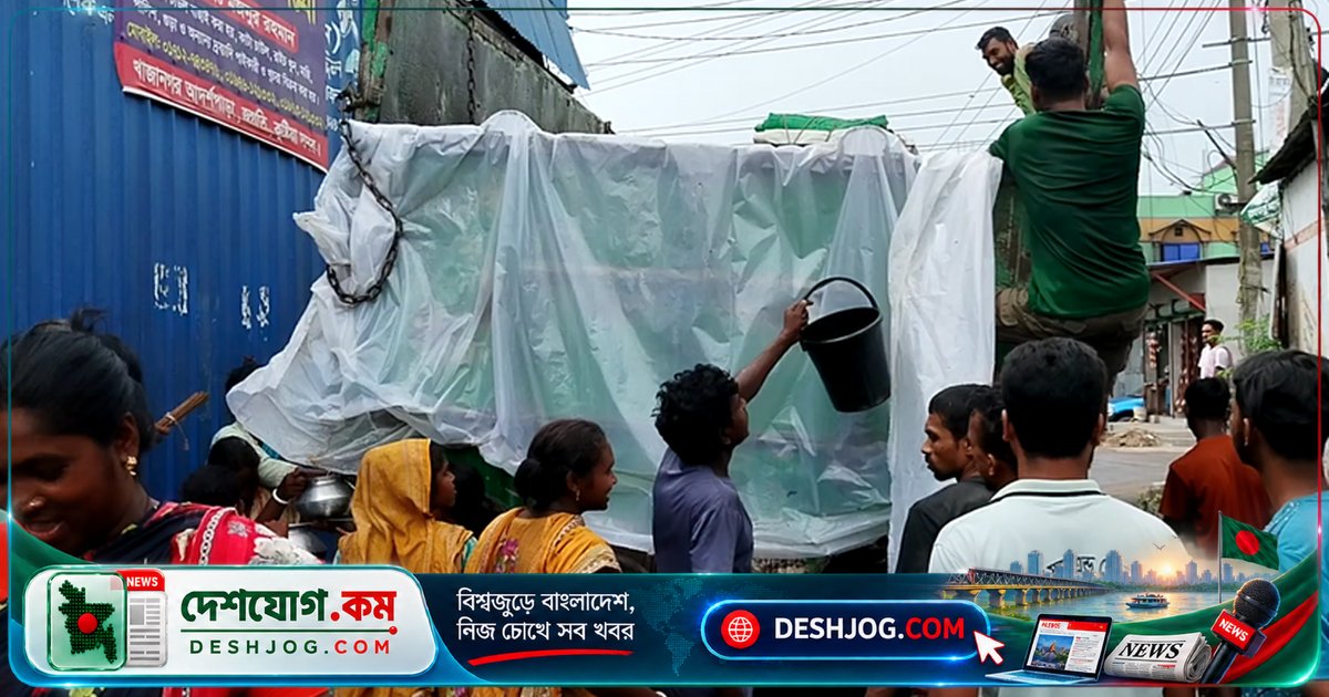 কুষ্টিয়া খাজানগর: মেয়াদোত্তীর্ণ ১২ টন চিনি জব্দ, চারজন হেফাজতে পুলিশের হাতে