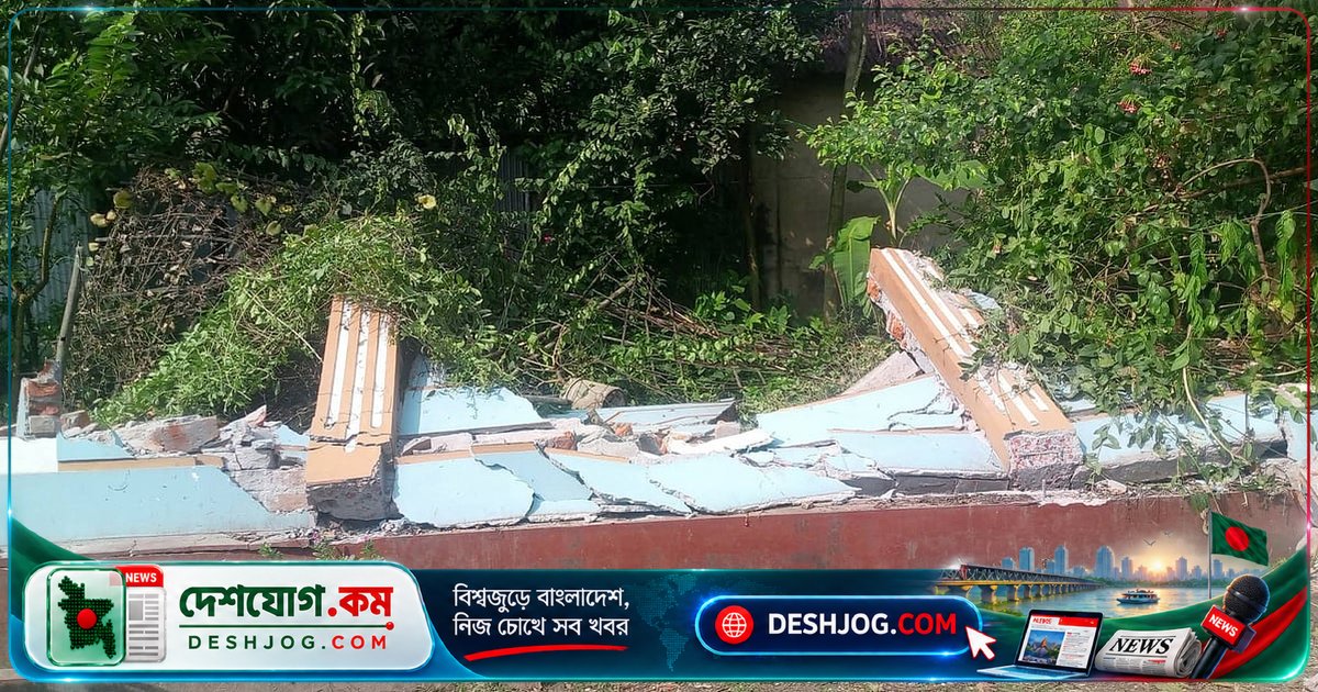 লালমনিরহাটে এবি পার্টির নেতা ও পরিবারের ওপর বুলডোজার হামলা: সীমানাপ্রাচীর ভাঙচুর ও মারধর
