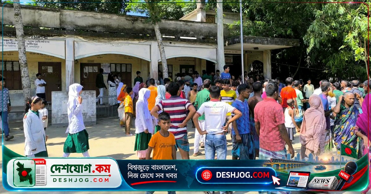 লালমনিরহাটে বিদ্যালয়ে বহিরাগতদের মারধর: প্রধান শিক্ষকসহ ১৩ জন আহত, দুজন মৃত্যুবরণ