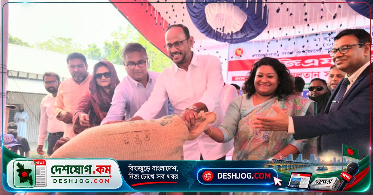 মাদারীপুরে ইলিশ সংরক্ষণে সরকারি উদ্যোগ: টুকু বলেন, প্রধানমন্ত্রীর নেতৃত্বে দেশের উন্নয়ন ও জেলেদের আয় বাড়বে