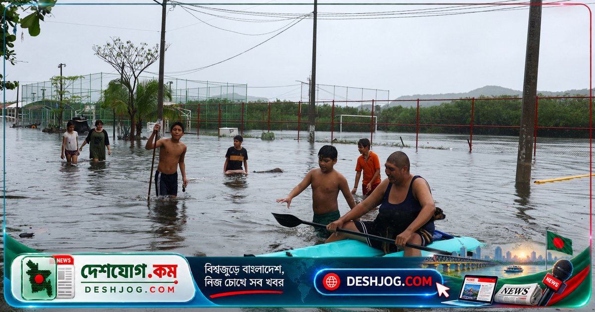 ক্যাটেগরি-৪ হরিকেন সিমন: মেক্সিকোর উপকূলীয় এলাকায় বন্যা ও বাতাসে বাসিন্দাদের আশ্রয় নিতে বলা প্রধানমন্ত্রী