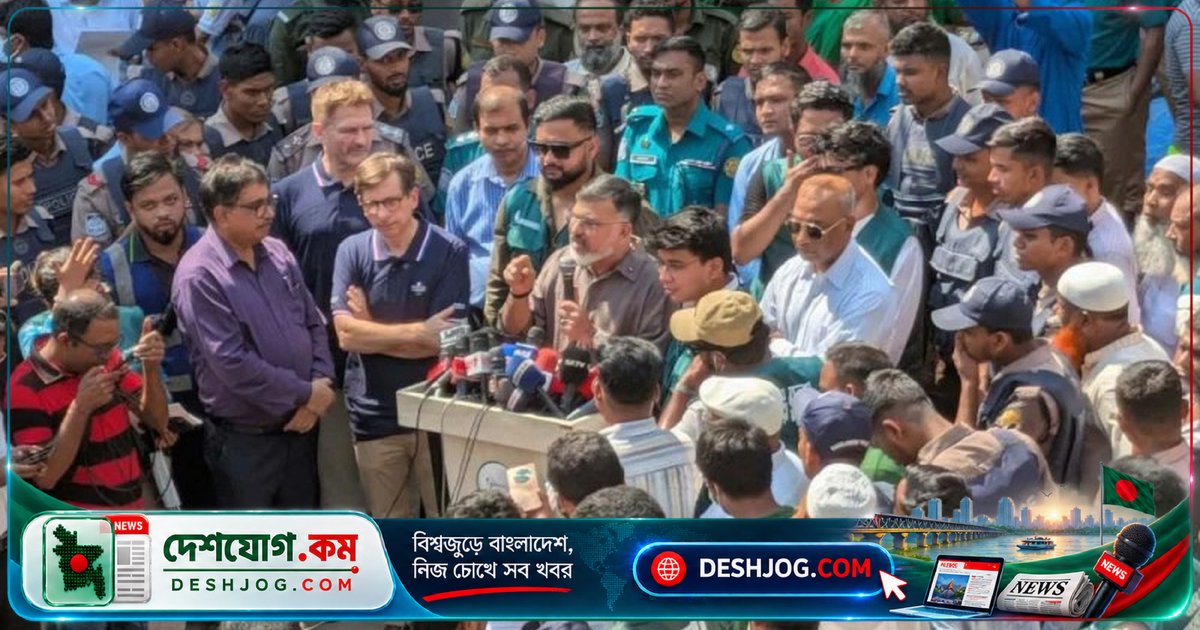মিরপুরের প্যারিস খালে স্বেচ্ছাসেবীদের তিনদিনের পরিষ্কার অভিযান: ফ্রান্সের রাষ্ট্রদূত প্রশংসা করে সহযোগিতা বাড়ানোর প্রতিশ্রুতি