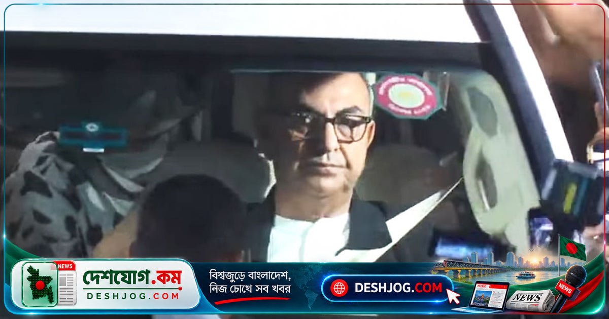 সাড়ে পাঁচ মাস বিদেশে চিকিৎসার পর দেশে ফিরলেন বিএনপির নেতা মির্জা আব্বাস