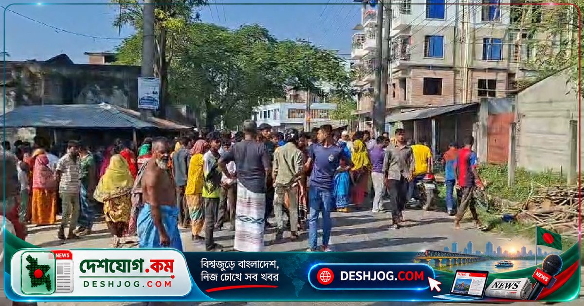 জয়পুরহাটে মোটরসাইকেল সংঘর্ষে নিহত যুবক, সড়ক অবরোধে গাছের গুঁড়ি ছড়ানো