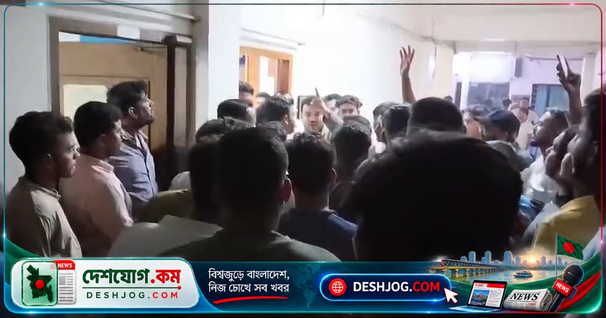 নারায়ণগঞ্জে এনসিপি নেতা: নেতা-কর্মীর ওপর হামলা হলে লাশের বদলে লাশ পড়বে, থানা ভেঙ্গে ফেলার হুমকি দেন