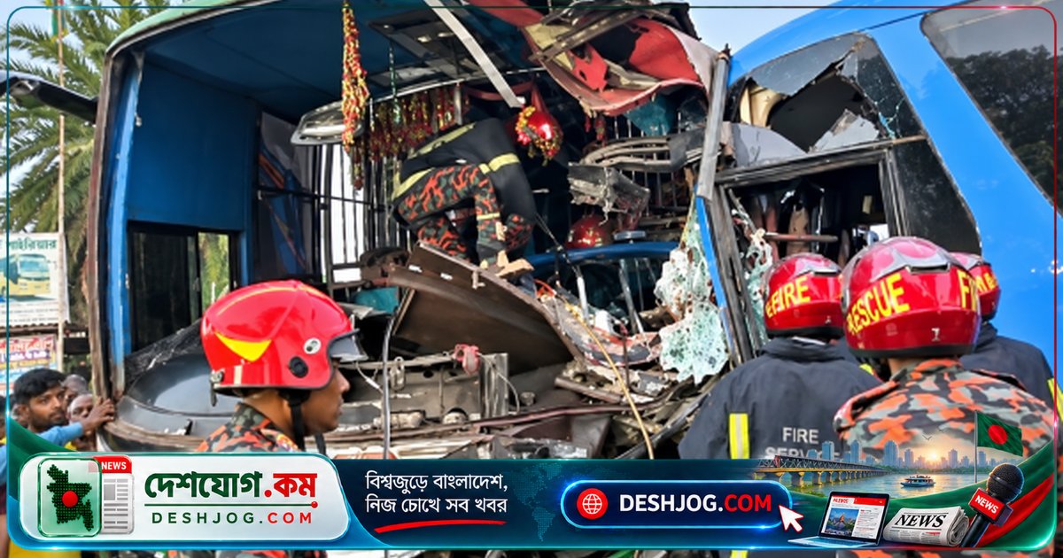 নাটোরের বনপাড়া মহাসড়কে দুটি বাসের ভয়াবহ সংঘর্ষে এক মৃত্যু, ১৫ আহত