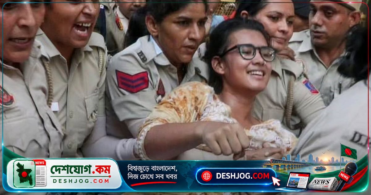 পিএইচডি শিক্ষার্থী নেহা বোরা: ভারতের জেনজি আন্দোলনের প্রতীক হিসেবে কীভাবে দাঁড়ালেন রাজপথের প্রতিবাদী পোস্টার গার্ল?