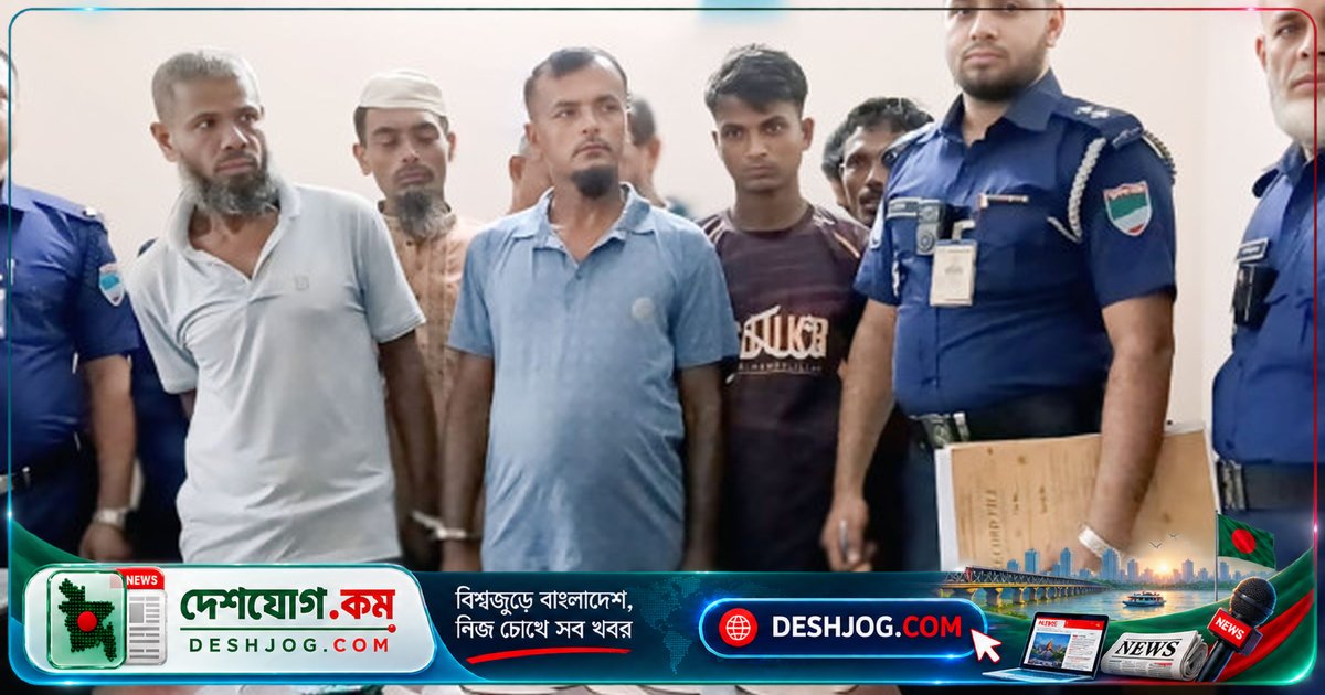 নড়াইলের আদালত চত্বরে অস্ত্রসহ ১১ জনের আটক: ধারালো অস্ত্রের সঙ্গে হাজিরা দিতে আসা