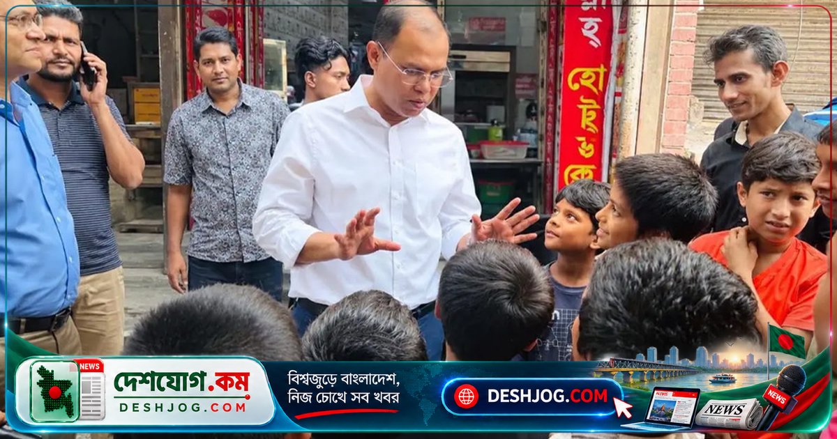 বিজয় সরণির পথশিশু ও সুবিধাবঞ্চিতদের দুপুরের খাবার দেন প্রধানমন্ত্রী তারেক রহমান