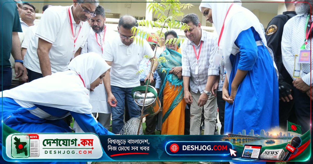 ফুলগাজীতে বৃক্ষরোপণ ও ক্রীড়া সামগ্রী বিতরণ উদ্বোধন করেন প্রধানমন্ত্রী তারেক রহমান