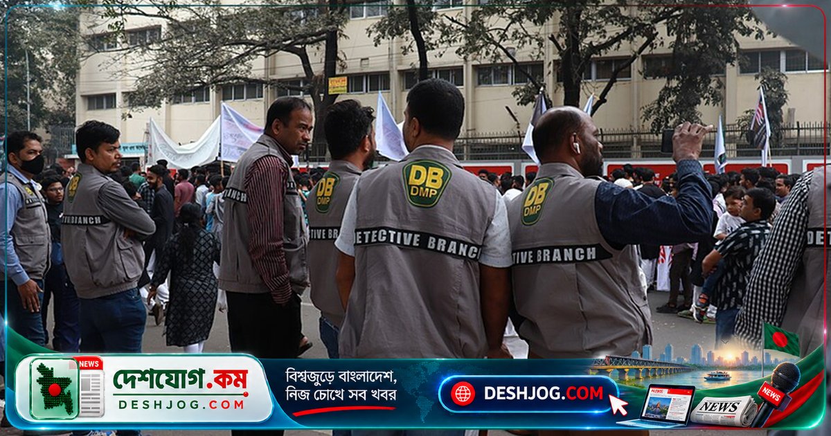 পুলিশ সদর দপ্তরের কর্মকর্তার বাড়িতে মাদক আসরে আটক ৮৪ জন, জব্দ মদ
