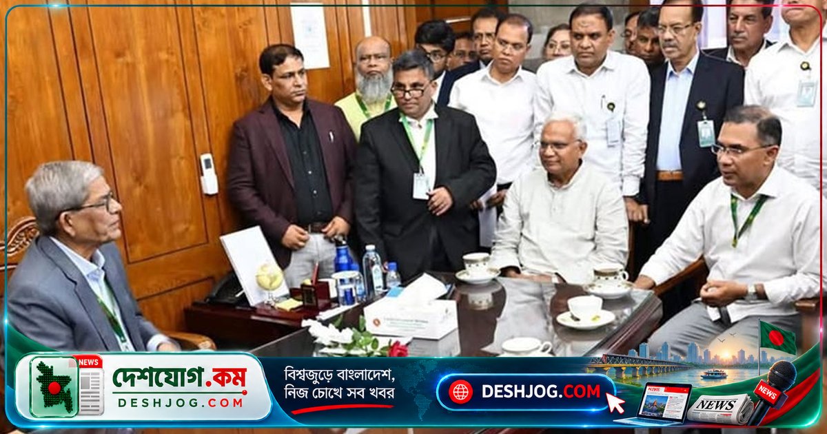 নবনির্বাচিত রাষ্ট্রপতির সঙ্গে প্রধানমন্ত্রীর রাতের সৌজন্য সাক্ষাৎ: রাজনৈতিক মহলে আলোচনা