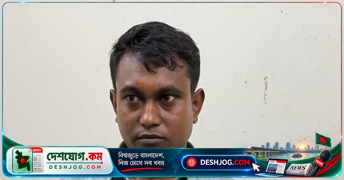 পিএসসি অফিস সহায়ক পদে প্রক্সি পরীক্ষা দিতে গিয়ে ধরা পড়লেন মানিকগঞ্জের এক প্রার্থী