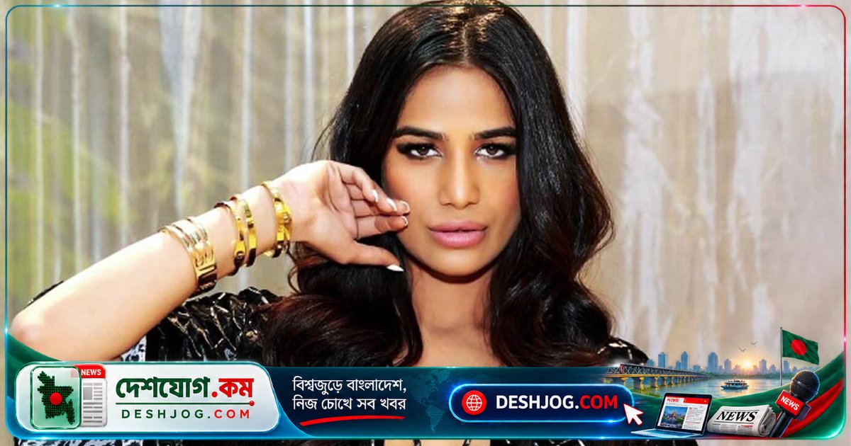 পুনম পান্ডে: স্বস্তি দিলে কেন সমস্যা? যৌনকর্ম বৈধতা নিয়ে নতুন বিতর্ক