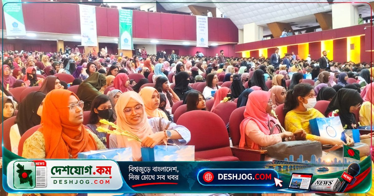 রাজশাহী বিশ্ববিদ্যালয়ে ছাত্রশিবিরের নবীনবরণ অনুষ্ঠানে ৩৮০০ শিক্ষার্থী অংশগ্রহণ: 'দেশের নেতৃত্ব দেবে তোমরা'
