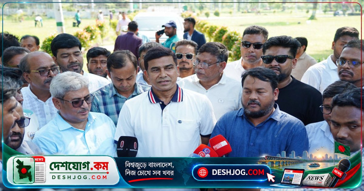রাজশাহী শহররক্ষা বাঁধের উন্নয়ন প্রকল্পে প্রতিমন্ত্রীর আশ্বাস: বাঁধ পরিদর্শন ও বৃক্ষরোপণ অনুষ্ঠানে অংশগ্রহণ