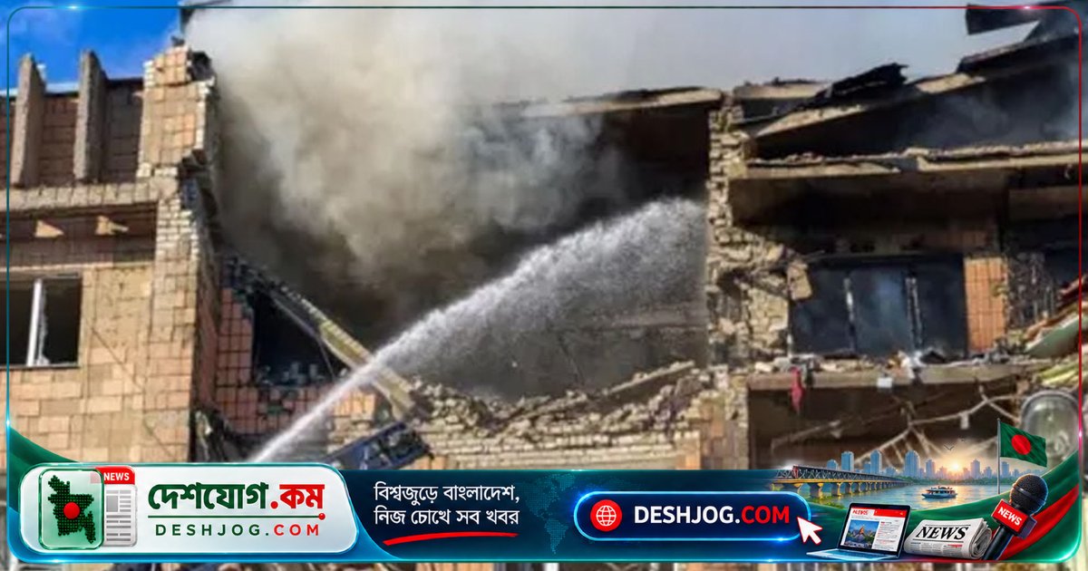 রুশ হামলায় কিয়েভের বিদ্যুৎকেন্দ্রে দু’জন নিহত, ২১ আহত; ইউক্রেনের জেলেনস্কি দাবি: সতর্কবার্তা পায়নি