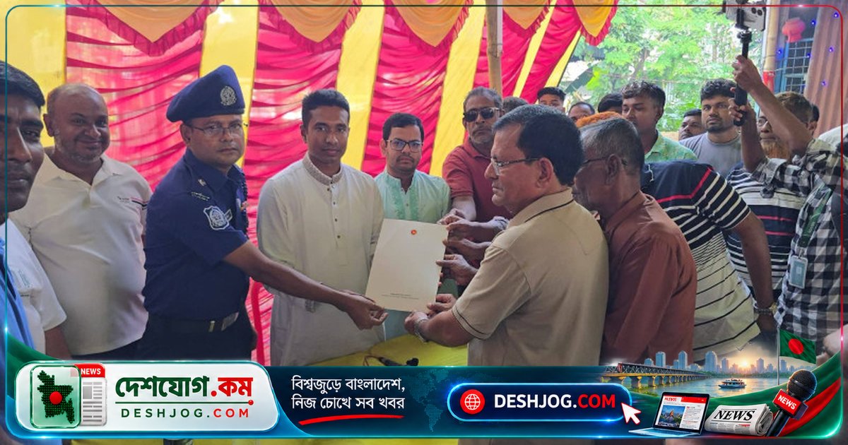 শারদীয় দুর্গোৎসবে সাঁথিয়া উপজেলায় পরিদর্শন: প্রধানমন্ত্রীর সহকারী সাইয়েদ আবদুল্লাহ পূজা মণ্ডপে সার্বিক খোঁজখবর নেন