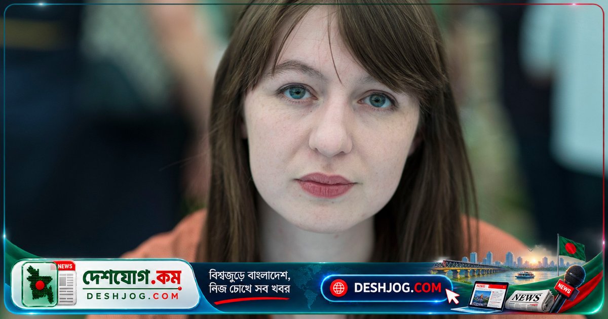 ইরিশ লেখিকা স্যালি রুনির বই যুক্তরাজ্যে বেআইনি সংগঠন সমর্থনের কারণে বাজার থেকে প্রত্যাহার